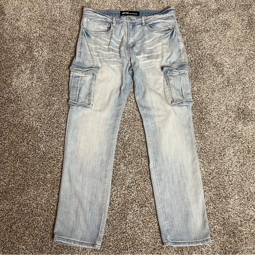 GFTD Los Angeles Light Wash Whiskered Cargo Jeans 34